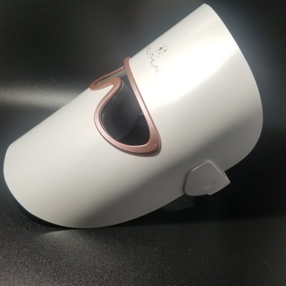 YouthLab Auralight Three-Color Light Face Mask - Picture 4 of 11